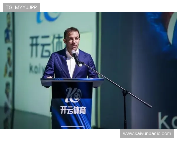 开云官方平台品牌大使皮耶罗的时尚穿搭指南，助你轻松掌握最新潮流趋势